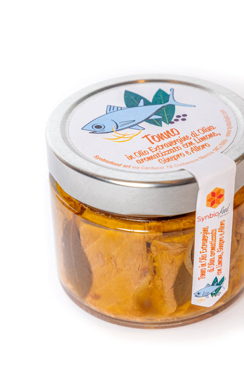Tonno in olio di oliva con limone, ginepro e alloro, 250 gr